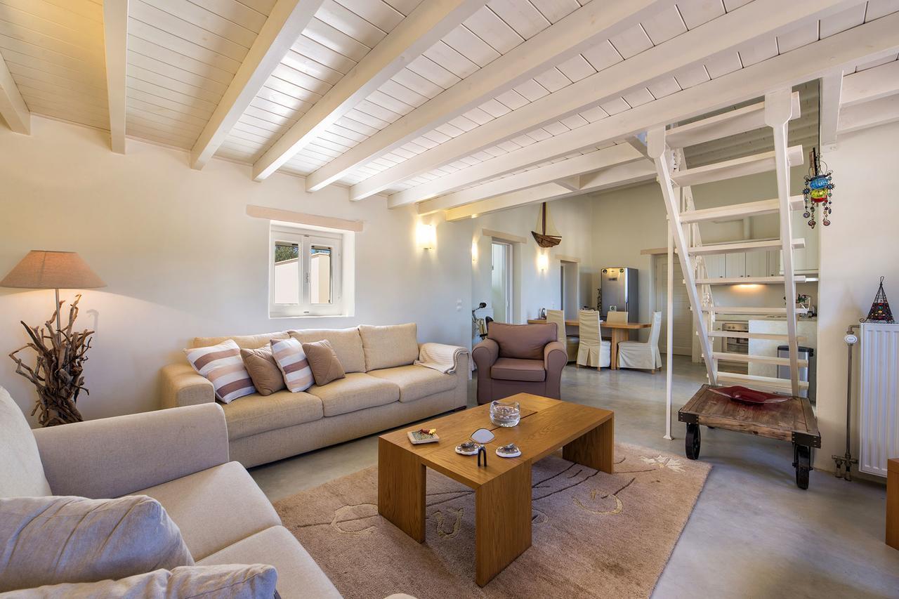 Villa Filizi - Filizi Naoussa Paros Santa Maria  Exteriör bild